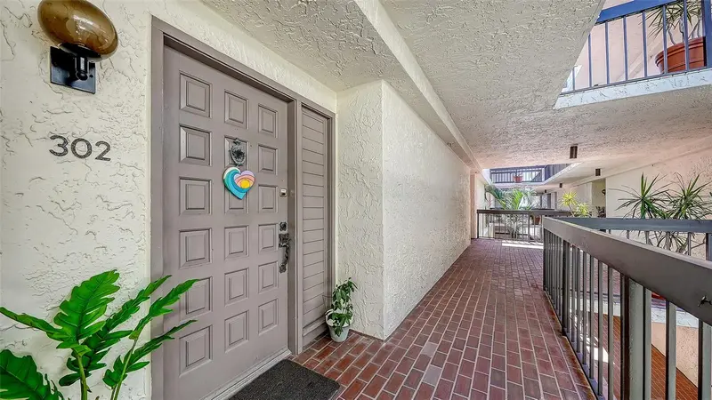 1925 GULF OF MEXICO DRIVE #G8-302, LONGBOAT KEY, photo 4 of 82