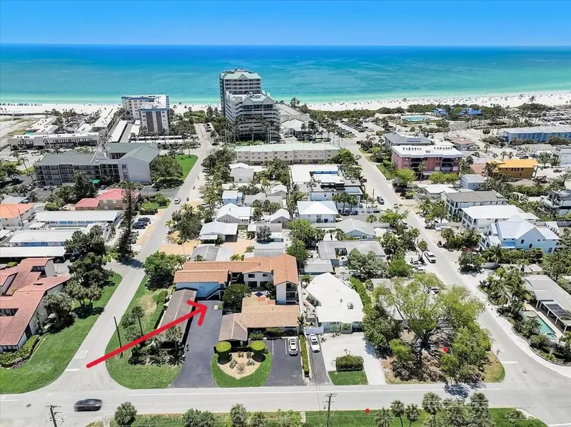 722 BLVD OF THE PRESIDENTS #105, SARASOTA