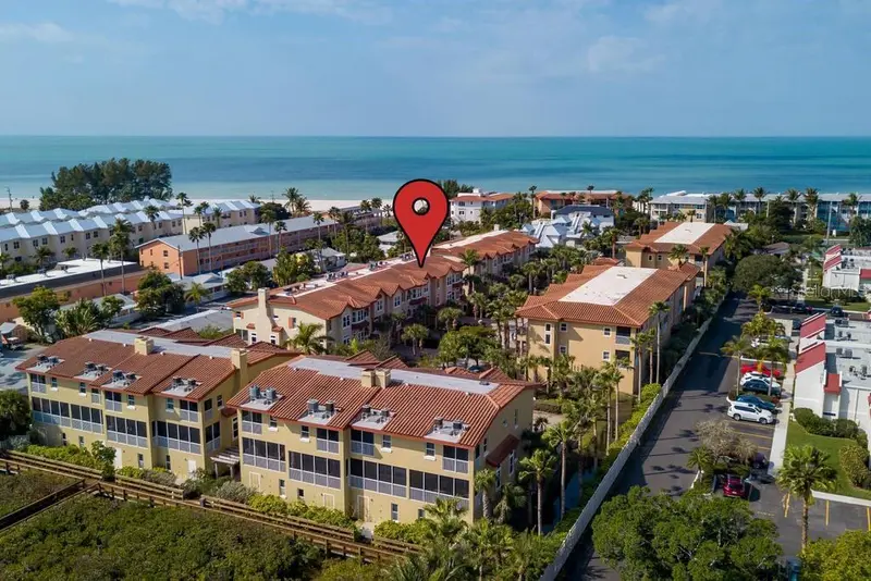 241 17TH STREET, BRADENTON BEACH