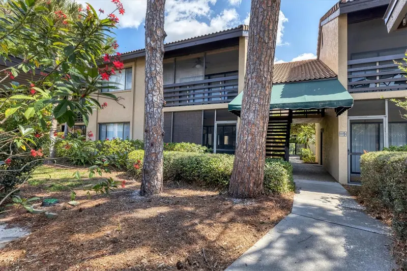 5669 ASHTON LAKE DRIVE #1, SARASOTA