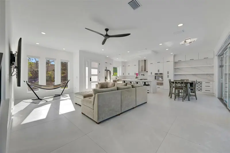 3723 NORWOOD COURT, SARASOTA, photo 3 of 42