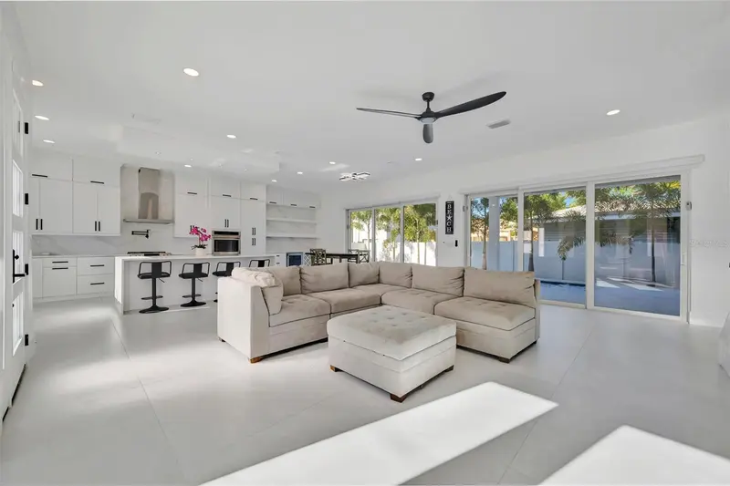 3723 NORWOOD COURT, SARASOTA, photo 4 of 42