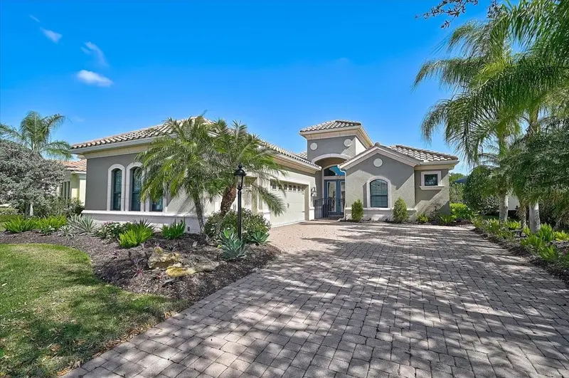 14911 CASTLE PARK TERRACE, LAKEWOOD RANCH