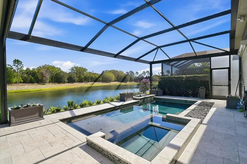 14911 CASTLE PARK TERRACE, LAKEWOOD RANCH, photo 2 of 38