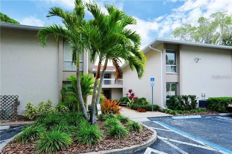 2121 WOOD STREET #201, SARASOTA