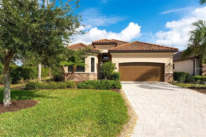5803 CESSNA RUN, BRADENTON