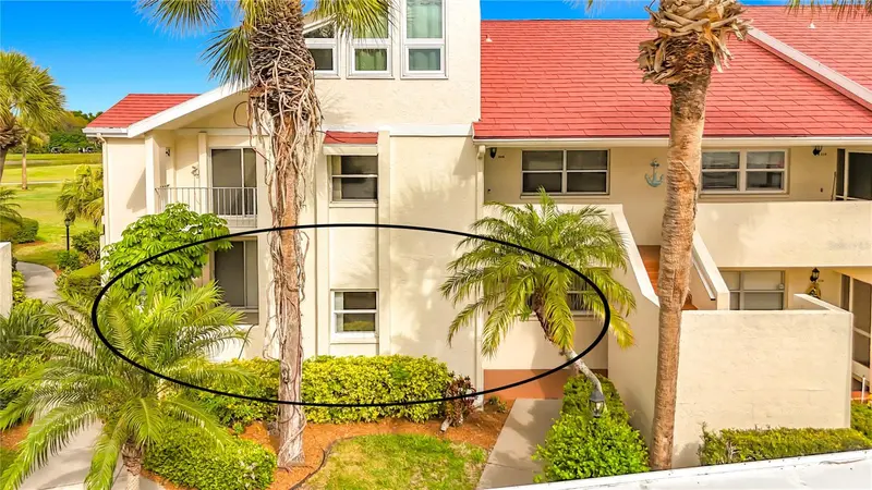 760 VILLAGE CIRCLE #109, VENICE, photo 2 of 50