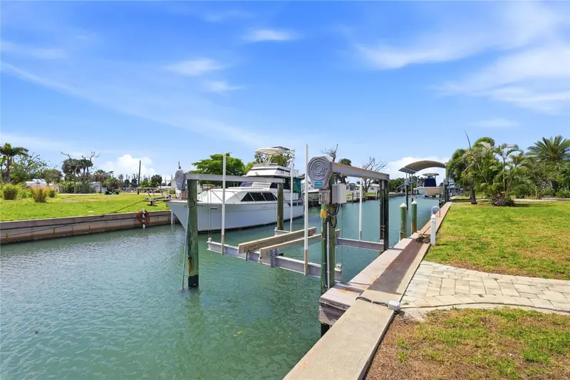 Thumbnail 44