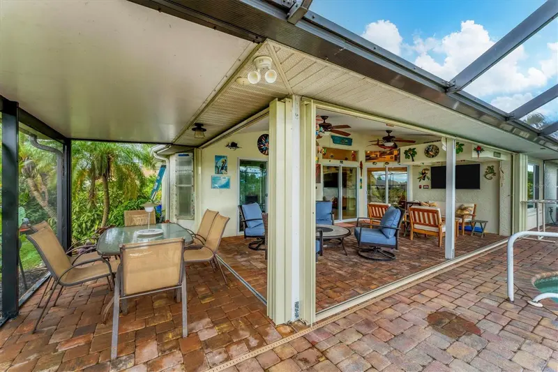 Thumbnail 36
