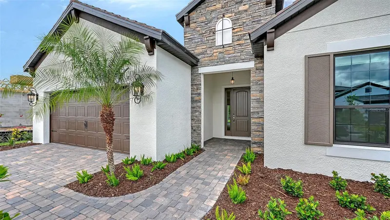 204 TERACORSA DRIVE, NOKOMIS