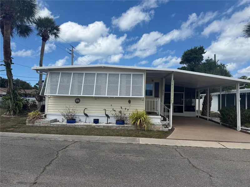6290 DAFFODIL ROAD, VENICE
