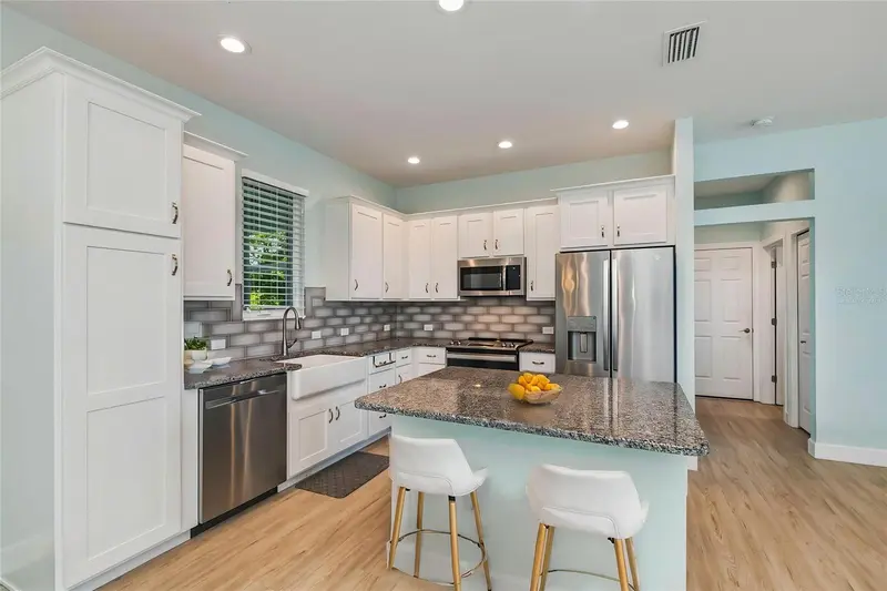 9453 SINGER CIRCLE, PORT CHARLOTTE, photo 4 of 55