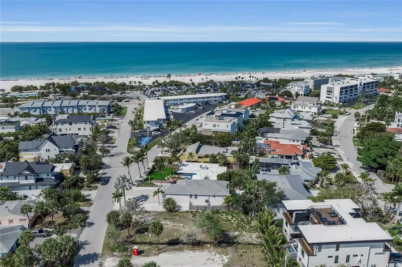 243 COOLIDGE DRIVE, SARASOTA