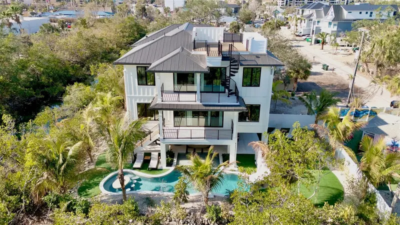 6548 SABAL DRIVE, SARASOTA