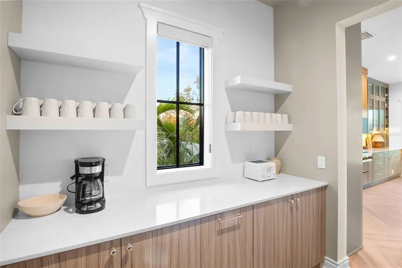 Thumbnail 15