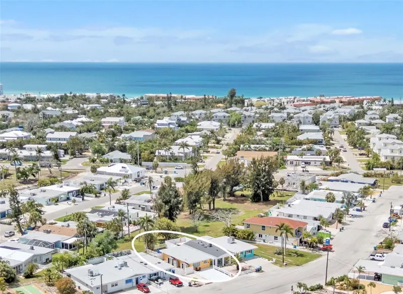 445 63RD STREET, HOLMES BEACH