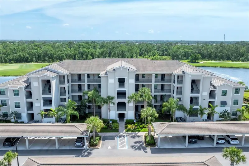 17704 GAWTHROP DRIVE #102, BRADENTON