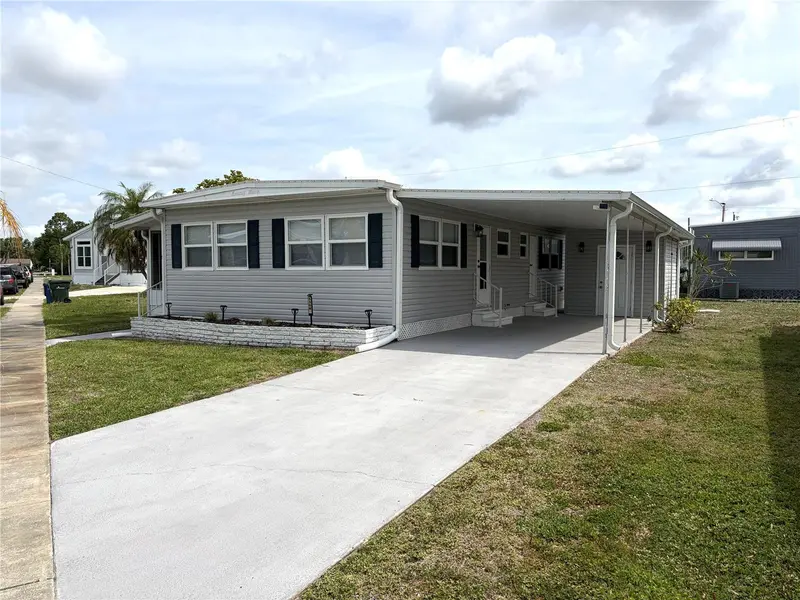 5308 TRI PAR DRIVE, SARASOTA