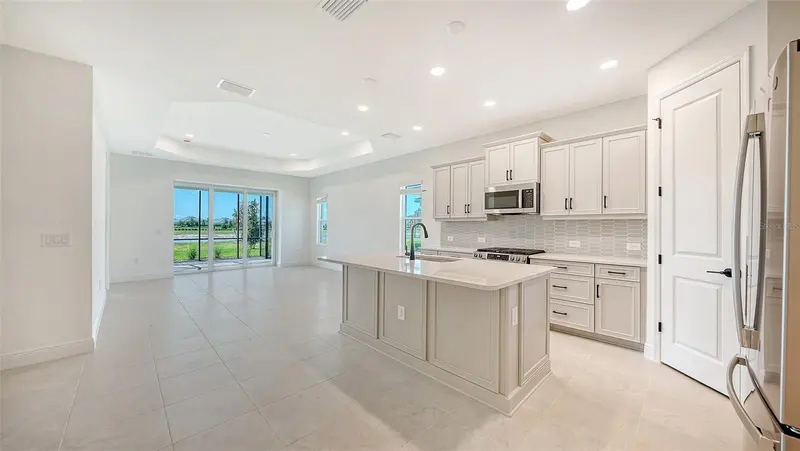 17682 SYLVESTER DRIVE, VENICE, photo 4 of 43