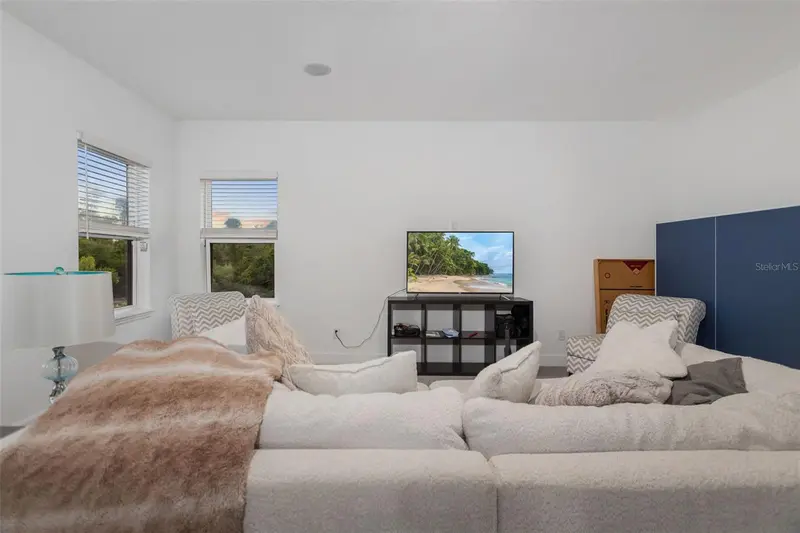 Thumbnail 46