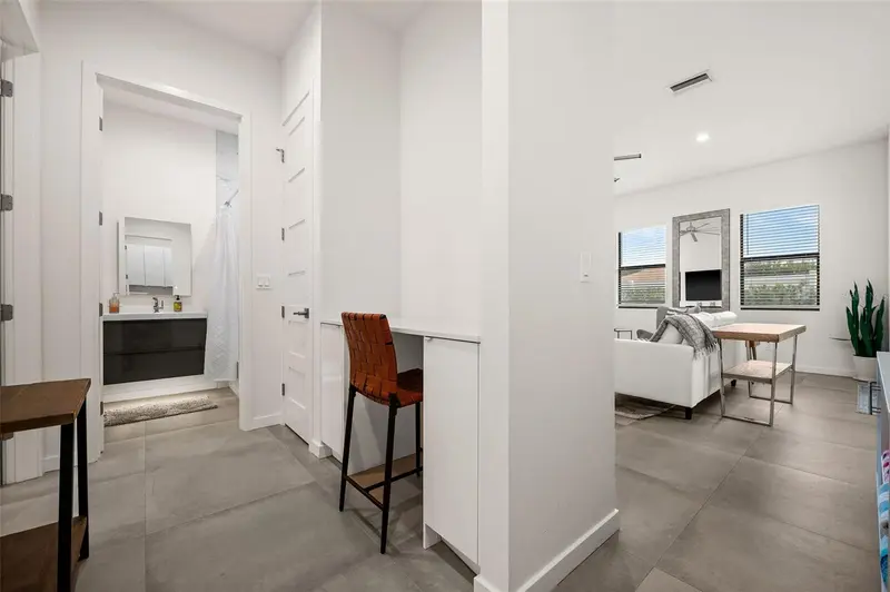 Thumbnail 17