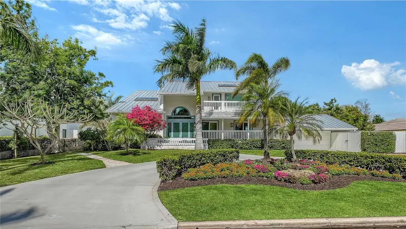476 MEADOW LARK DRIVE, SARASOTA, photo 2 of 55