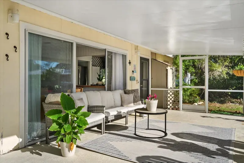 Thumbnail 34