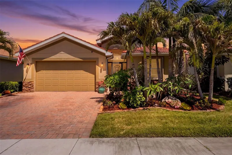 11622 PARROTFISH STREET, VENICE