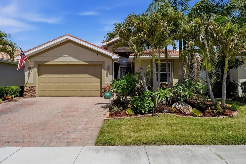 11622 PARROTFISH STREET, VENICE, photo 2 of 44