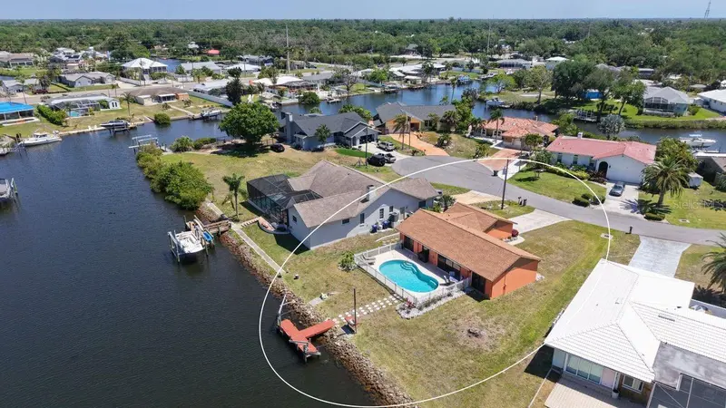 723 PORTIA STREET, NOKOMIS