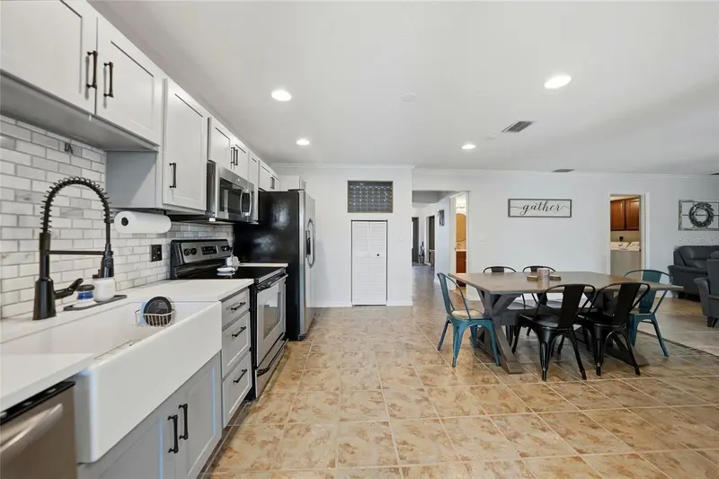 4053 PINSTAR TERRACE, NORTH PORT, photo 5 of 64