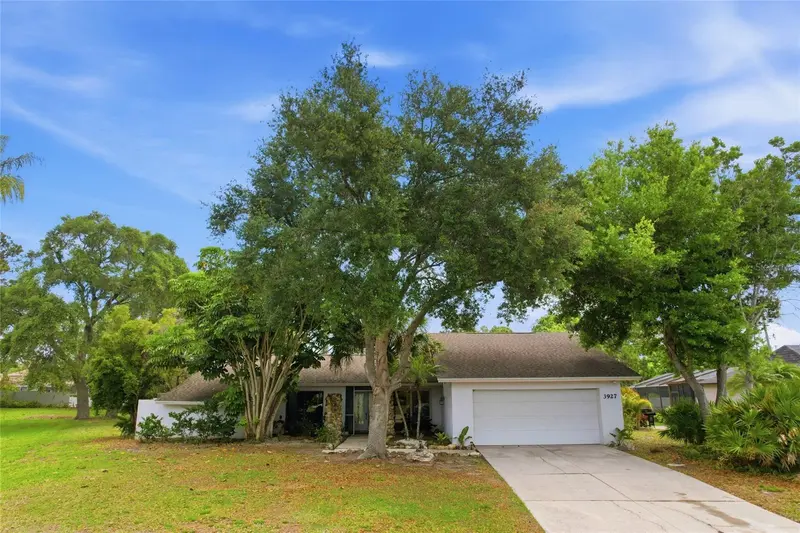 3927 COUNTRY VIEW LANE, SARASOTA