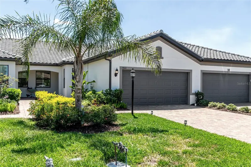 7660 SUMMERLAND COVE, BRADENTON, photo 3 of 45