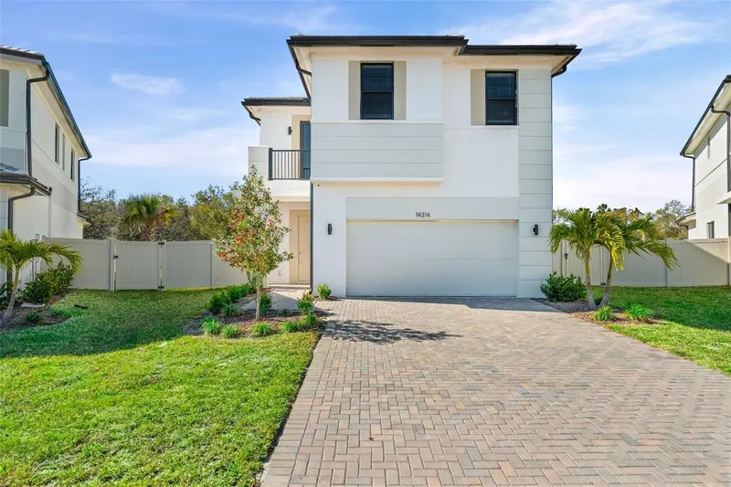 8044 GULFSTREAM COURT #14409, LAKEWOOD RANCH