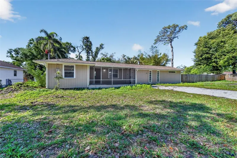 1150 52ND STREET, SARASOTA