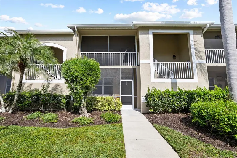5231 MAHOGANY RUN AVENUE #325, SARASOTA