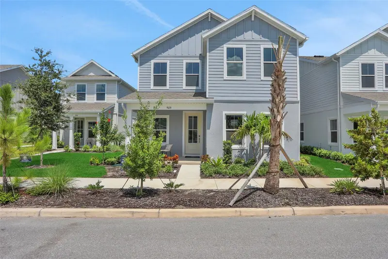 9135 WALCOTT LANE, LAKEWOOD RANCH