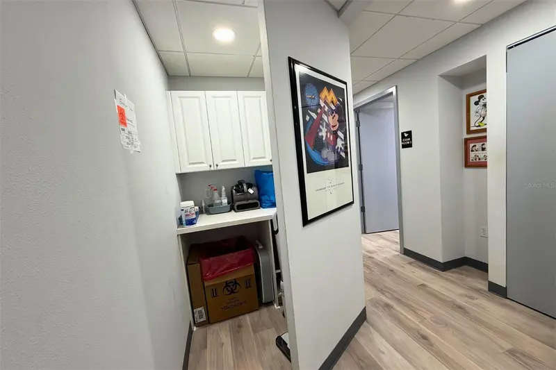 Thumbnail 12
