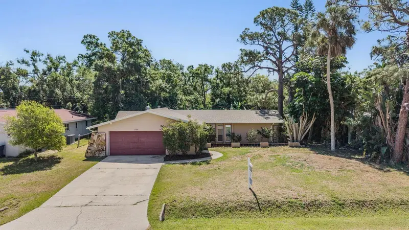 1124 DANNY DRIVE, SARASOTA