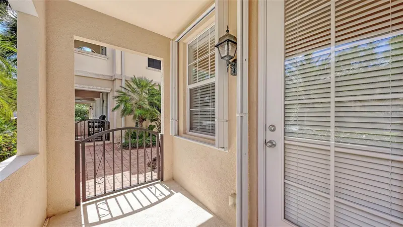 Thumbnail 25