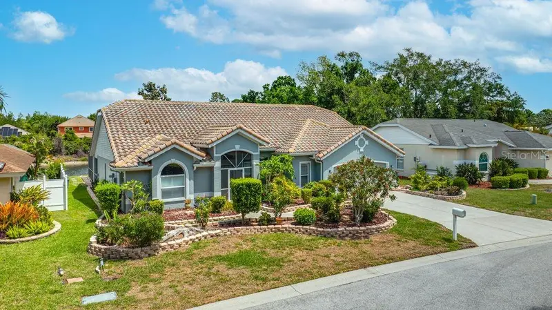 5321 GARDENS DR, SARASOTA