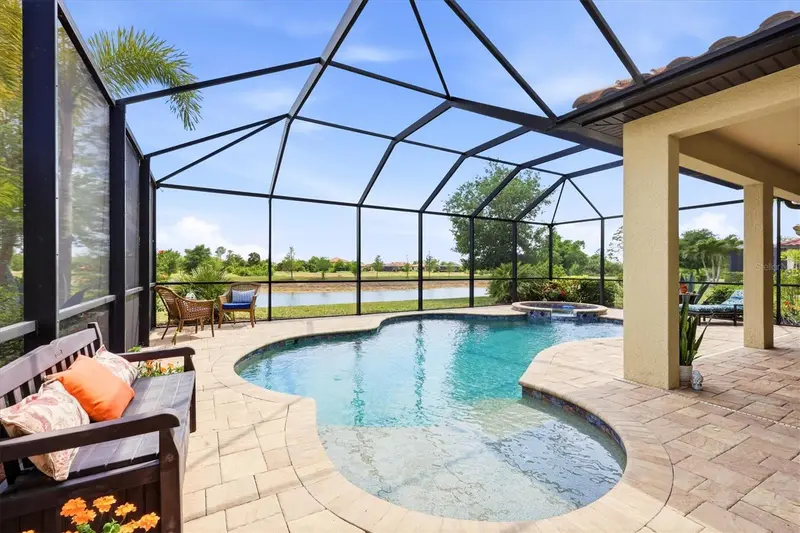 12541 CINQUETERRE DRIVE, VENICE, photo 2 of 89
