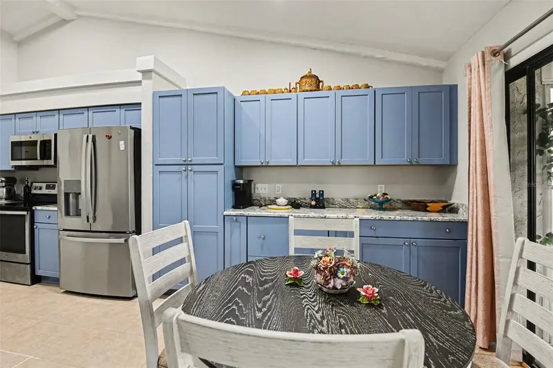 Thumbnail 16