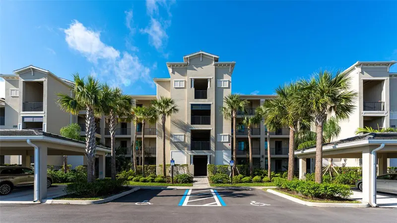 17626 GAWTHROP DRIVE #206, BRADENTON