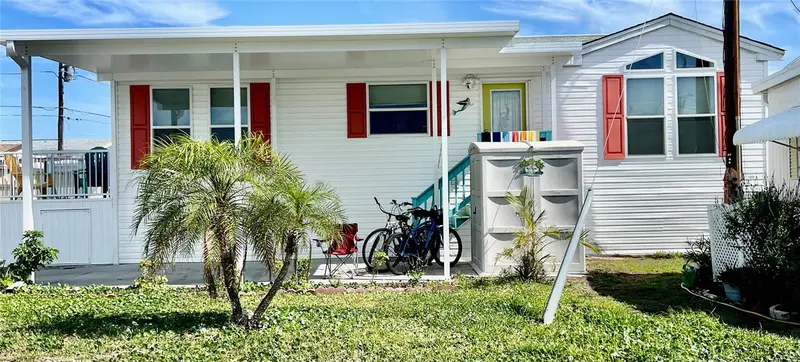 102 2ND AVENUE, VENICE