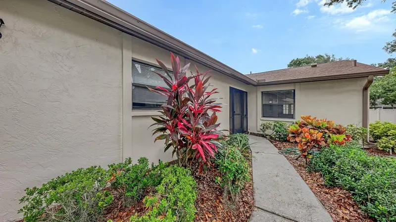 4633 OAK HILL DRIVE #13, SARASOTA, photo 3 of 42