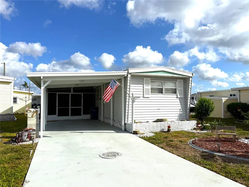 527 BLACKBURN BOULEVARD, NORTH PORT