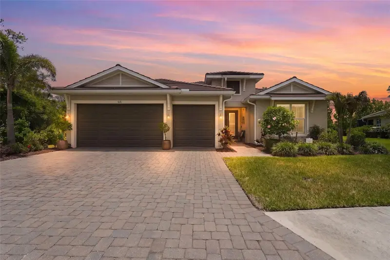 617 MISTIFLOWER CIRCLE, NOKOMIS