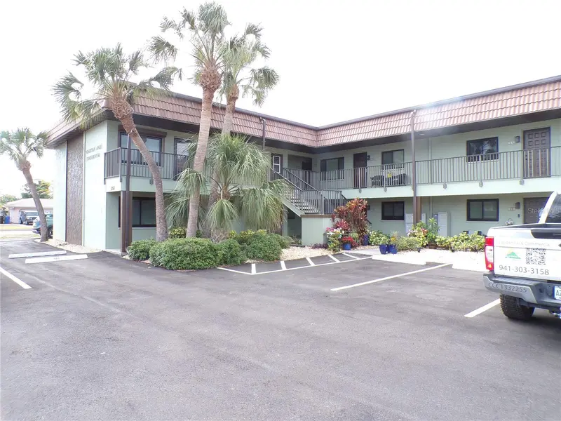 1258 BARBARA DRIVE #106, VENICE