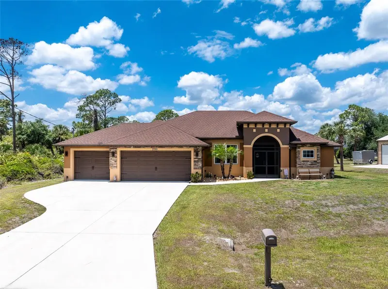 2089 MAUVE TERRACE, NORTH PORT, photo 2 of 54